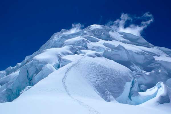 Climbing Nevado Urus
